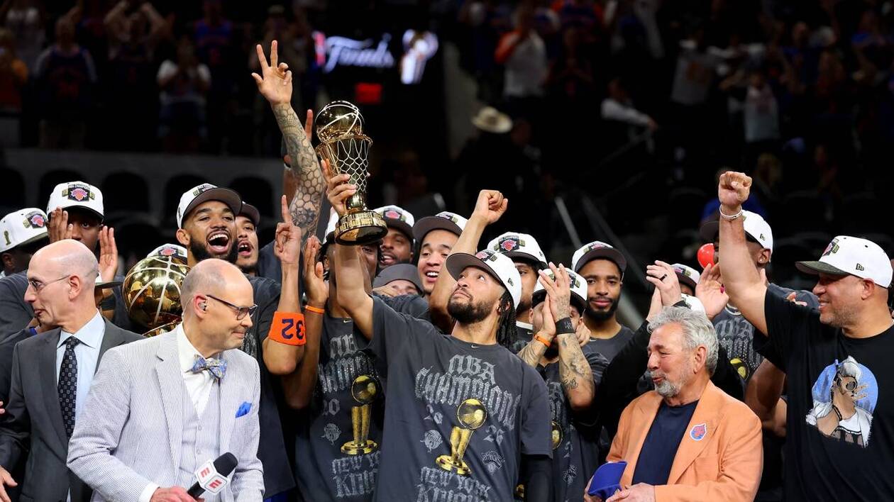 Finales NBA. Les Knicks de New York remportent le titre pour la 1re fois  depuis 1973 en battant les Spurs de Wembanyama