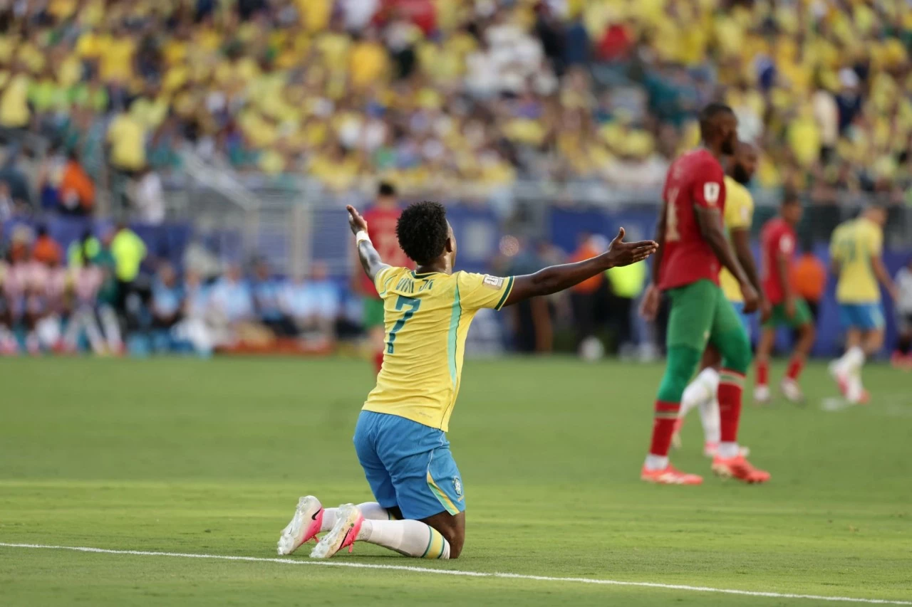 Groupe C – Coupe du Monde 2026 : Vinicius sauve le Brésil face au Maroc, la  Seleção peine à obtenir 1 point lors de son premier match.