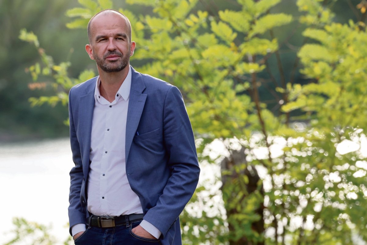 Manuel Bompard : « Il n'y a pas d'autre solution qu'une présidentielle  anticipée » - L'Humanité