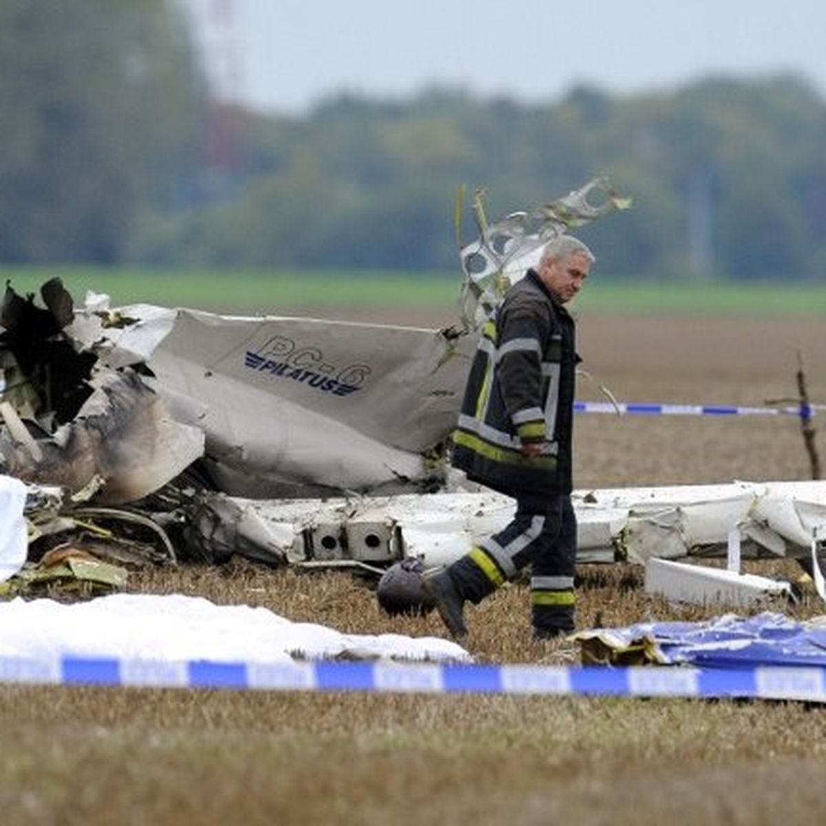 Onze morts dans la chute d'un avion transportant des parachutistes en  Belgique