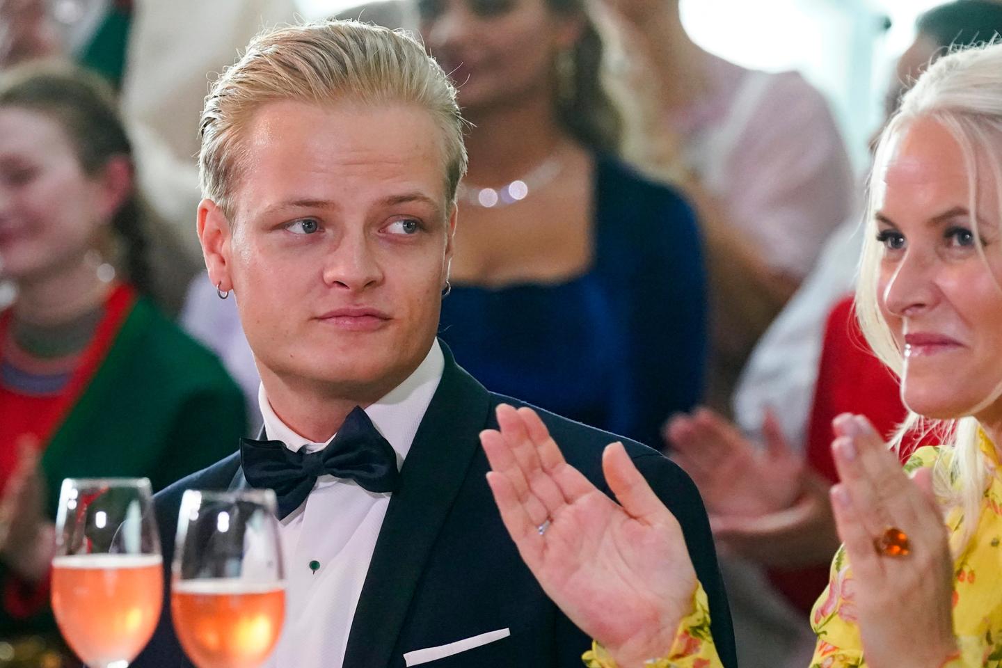 En Norvège, Marius Borg Hoiby, le fils de la princesse Mette-Marit, jugé pour  viols
