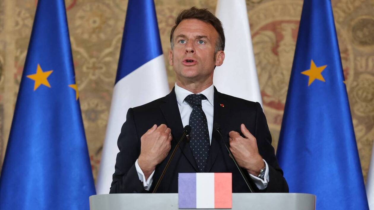 Blocage du détroit d'Ormuz : Emmanuel Macron dénonce une « erreur des deux  côtés » et appelle à « revenir au calme »