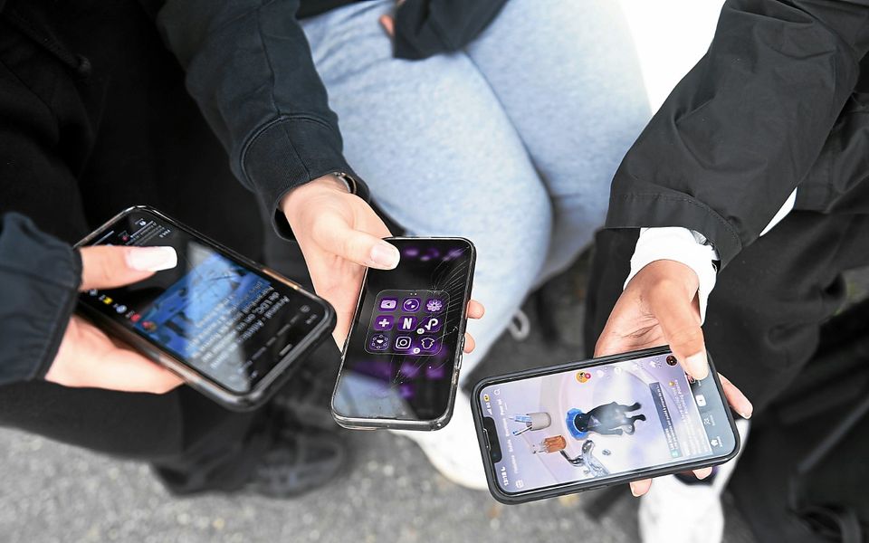Interdiction des réseaux aux moins de 15 ans : la France attend l'avis de  l'UE d'ici le 10 juillet pour une application à la prochaine rentrée | Le  Télégramme