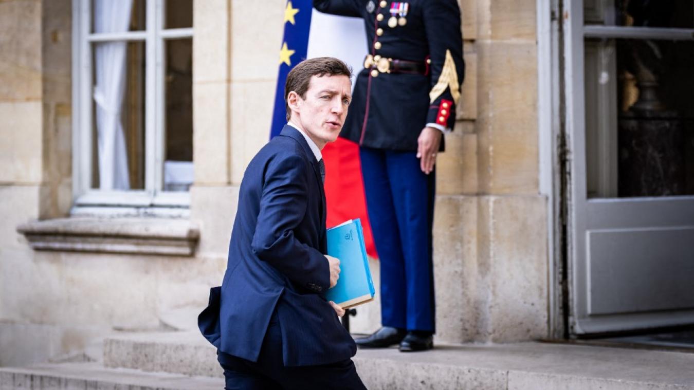Affaire Lyhanna : le ministre de l'Education rappelle l'importance de  diffuser « systématiquement » le nouveau guide de signalement - La Voix du  Nord