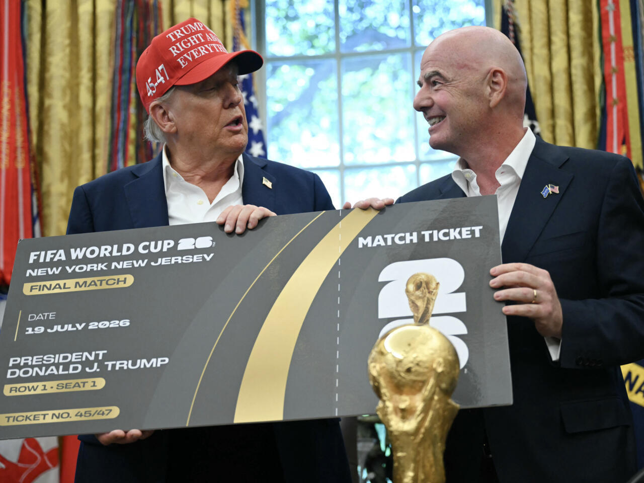 Prix des billets du Mondial 2026: les représentants des supporters  attaquent la Fifa devant la Commission européenne - RFI