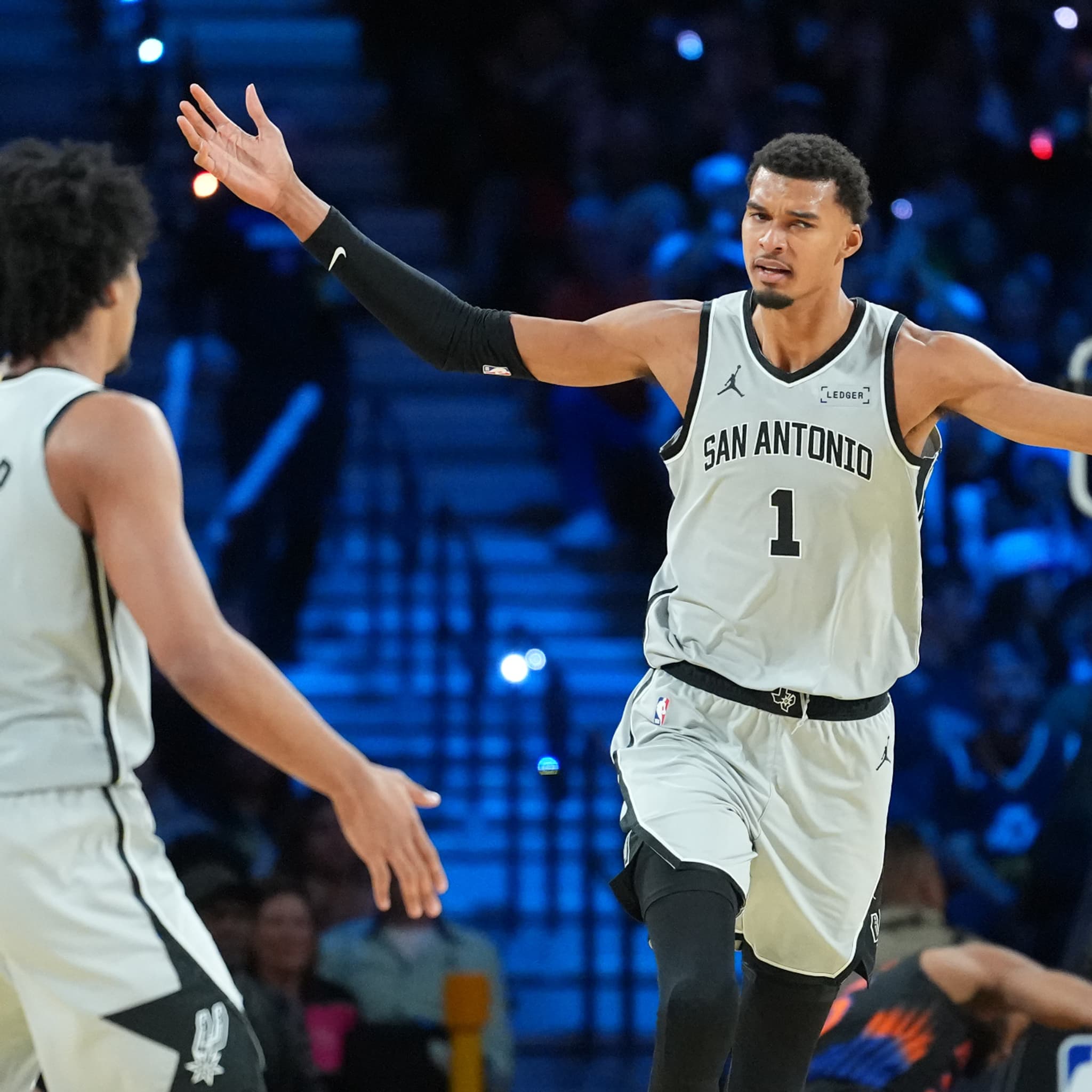 "J'ai perdu quelqu'un de très proche aujourd'hui", les larmes de Wembanyama  après la finale de la Coupe NBA