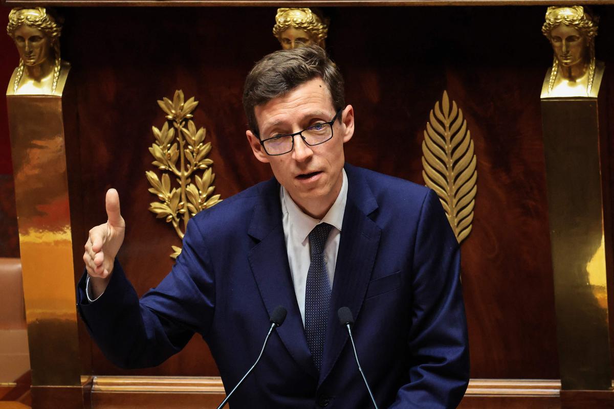 L'école est le premier signaleur à la justice » : après la mort de Lyhanna,  le ministre de l'Éducation réunit lundi les recteurs