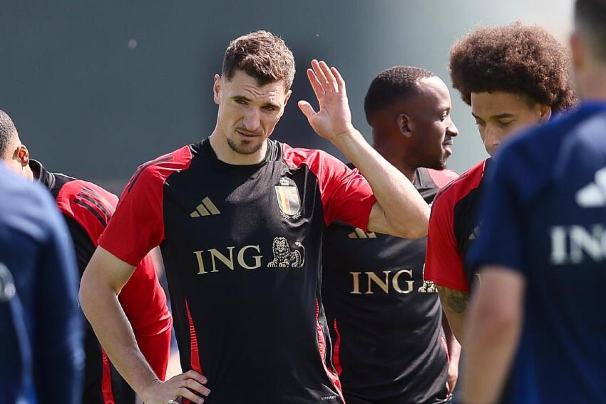 CDM 2026 - Thomas Meunier et Nathan Ngoy sont titulaires avec la Belgique  face à l'Égypte