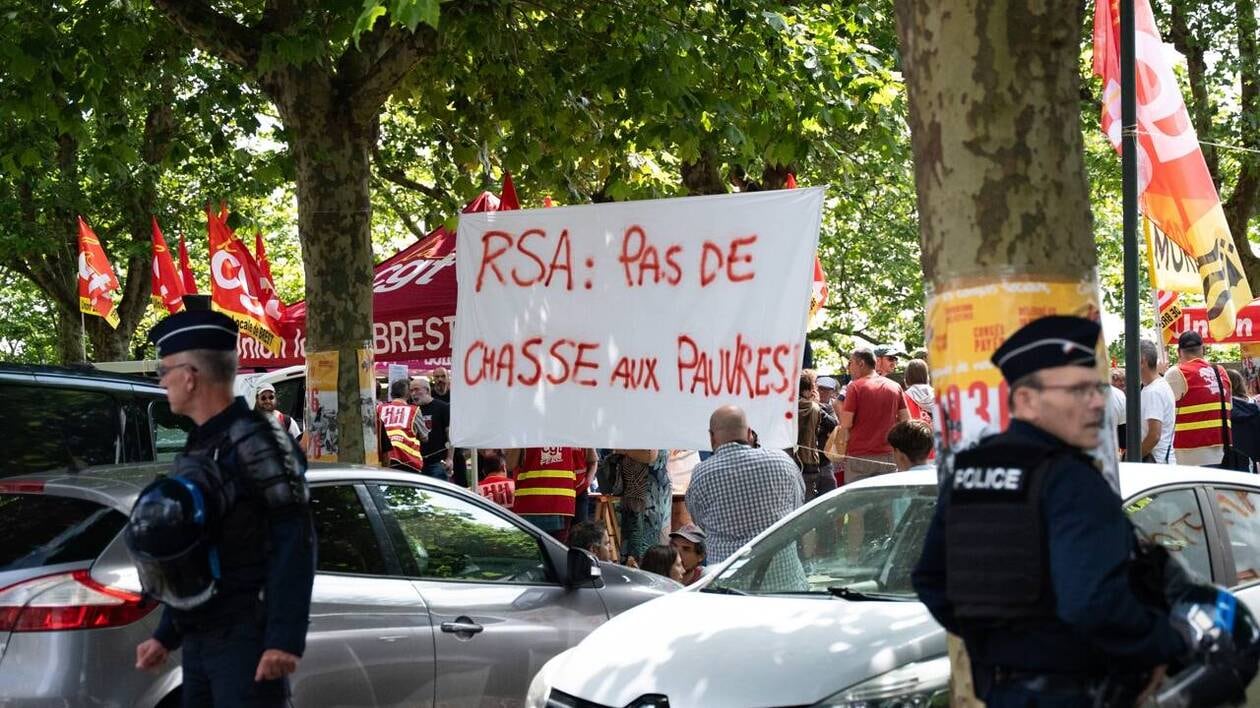 Une inversion des valeurs » : le procès très politique du RSA en Finistère