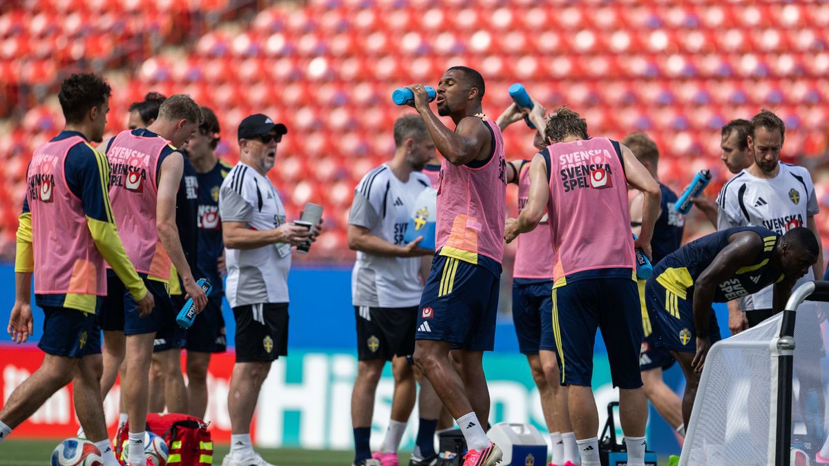 Les "pauses fraîcheur", la nouveauté imposée de cette Coupe du monde 2026,  entre respiration pour les joueurs et pactole pour les diffuseurs –  franceinfo