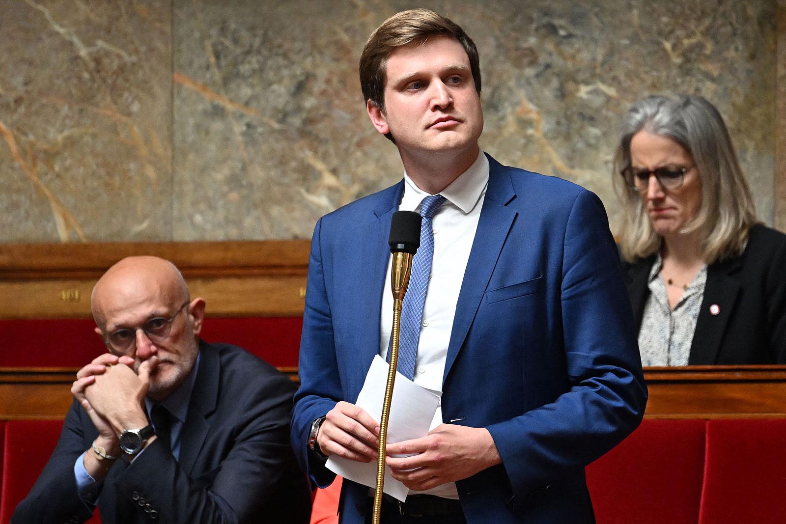 Loi Rodwell : les droits des trans dans le viseur - POLITIS
