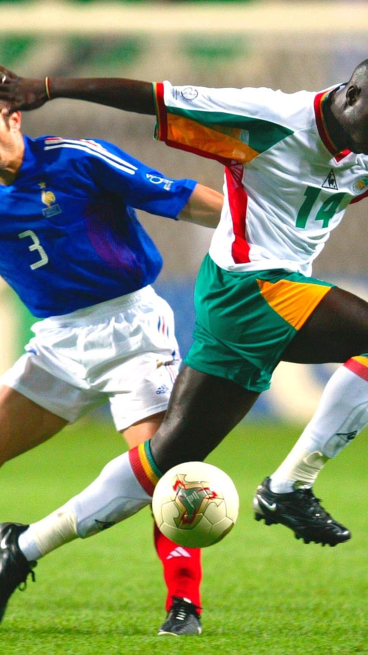 France-Sénégal 2002 : le jour où les Lions de la Teranga ont fait tomber  les champions du monde - France 24