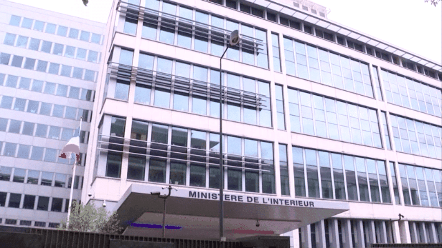 ChapsVision peut-elle vraiment remplacer Palantir auprès des services de  renseignement ? – franceinfo
