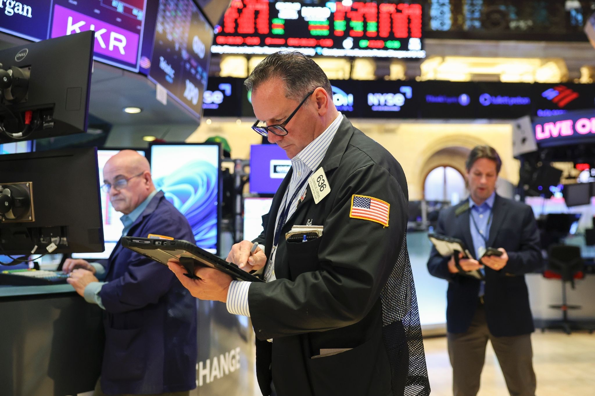 Wall Street termine en hausse, sensible à la détente des prix du pétrole