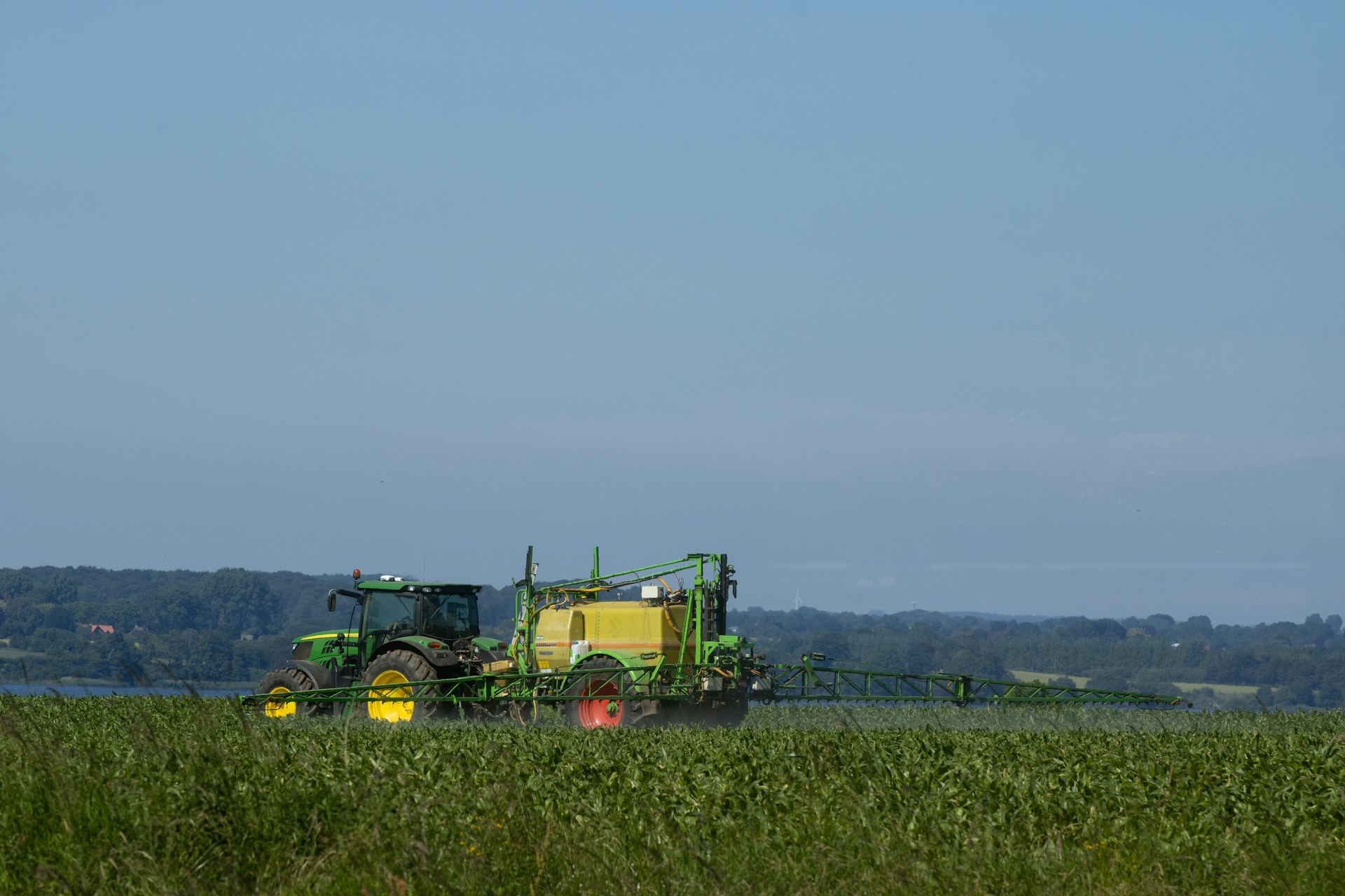 The EU is failing to cut pesticide use - ChatEurope