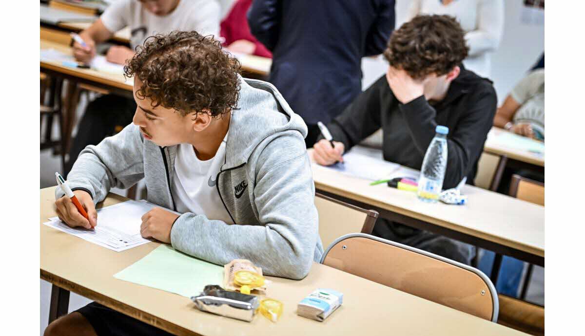 Education. Les oraux du bac pourront être reportés localement en raison de  la vague de chaleur