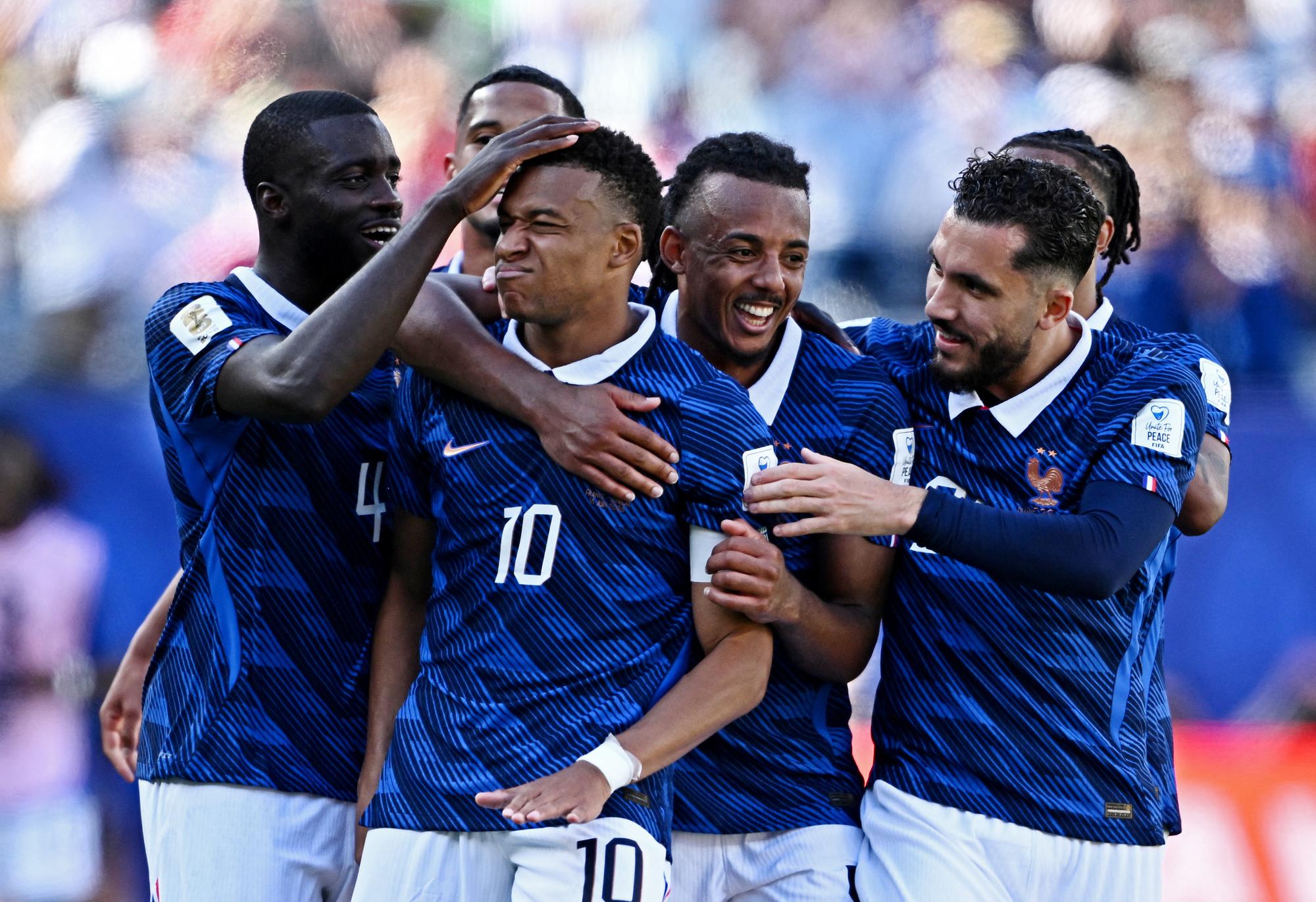 France-Sénégal : Kylian Mbappé porte les Bleus, solides vainqueurs des  Sénégalais pour leur entrée en lice à la Coupe du monde