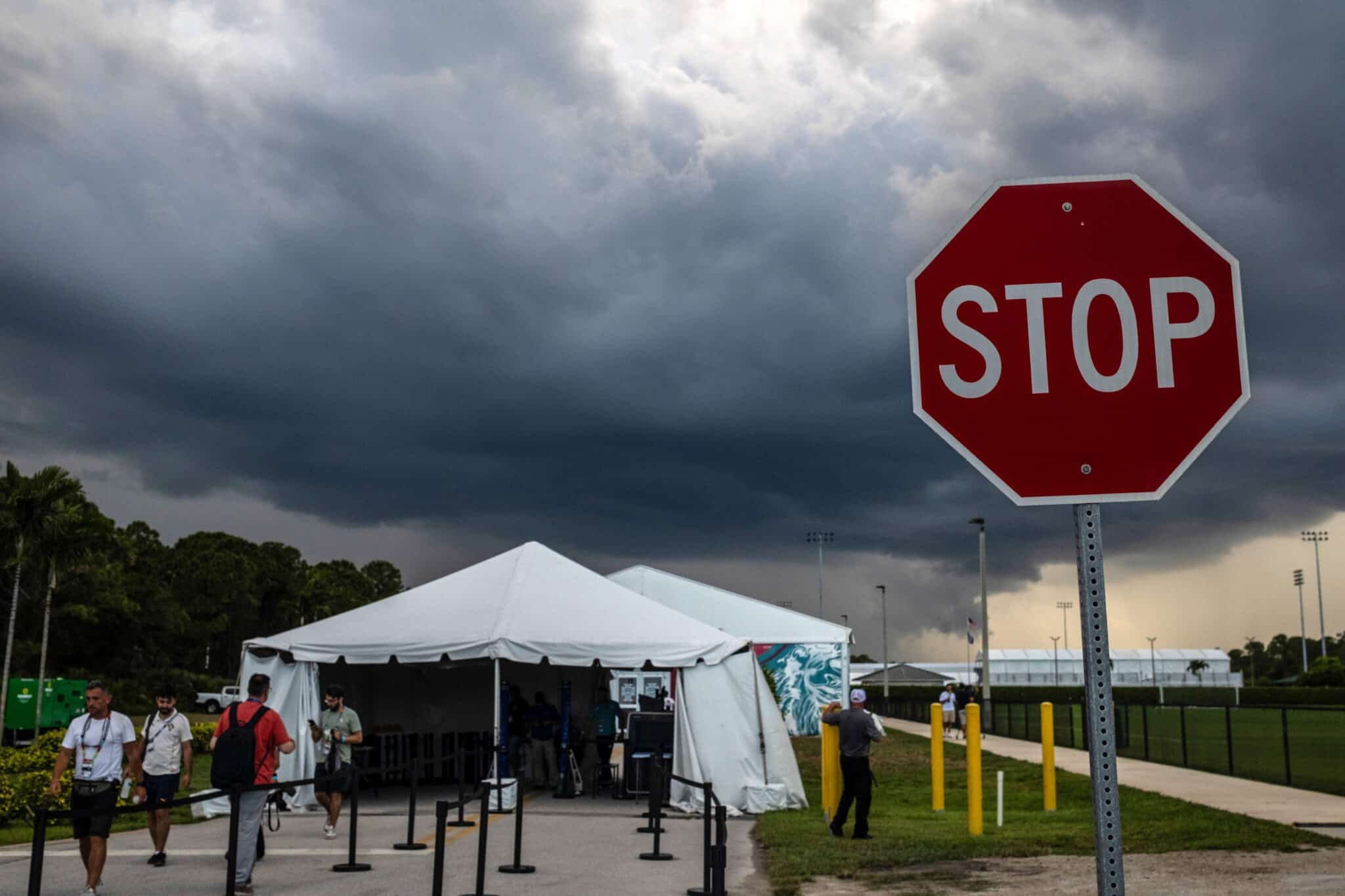 Une tempête contraint le Portugal à annuler son stage d'entraînement en  Floride en vue de la Coupe du monde – Un habitant du Portugal