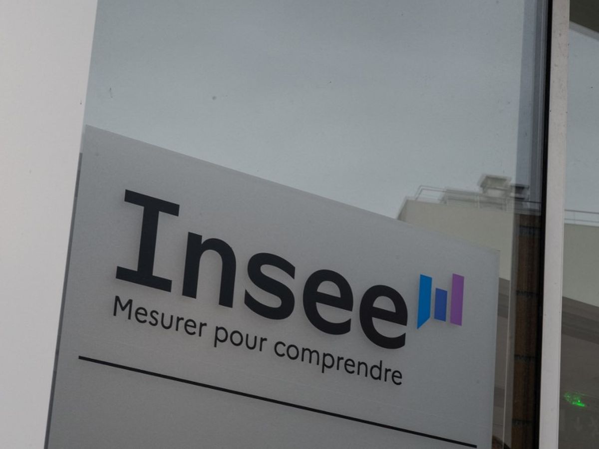 L'Insee prévoit une croissance de 0,7% pour 2026, avec un regain au  deuxième trimestre – franceinfo