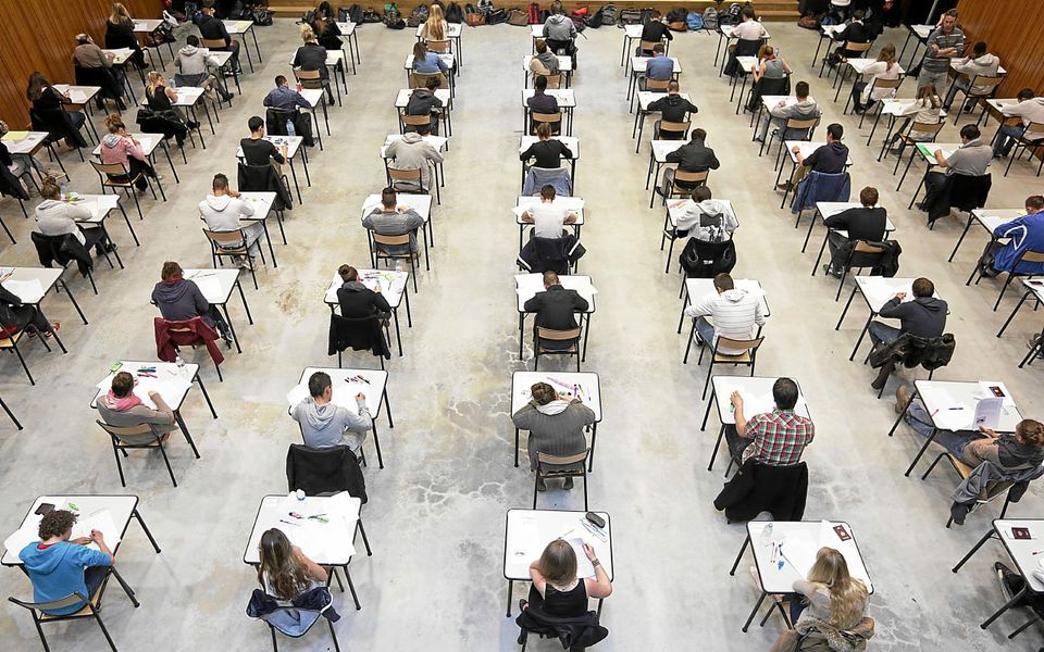 Des lycéens du Doubs planchent sur un mauvais sujet du bac | Le Télégramme
