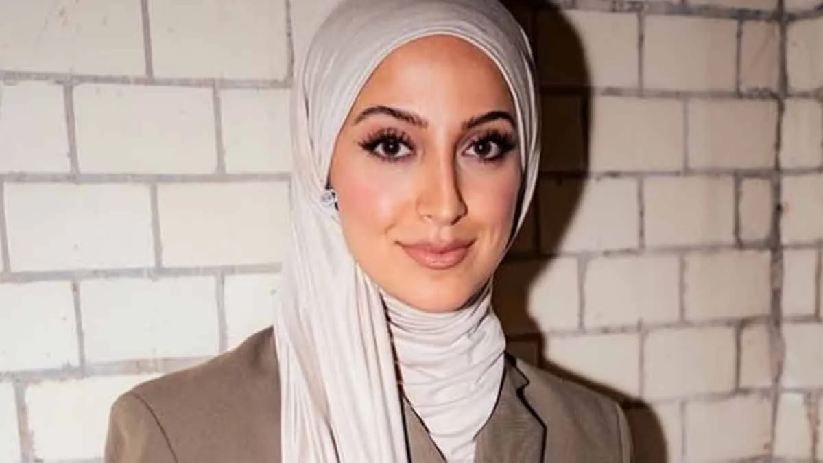 Hijab-wearing German beauty contestant takes on the AfD