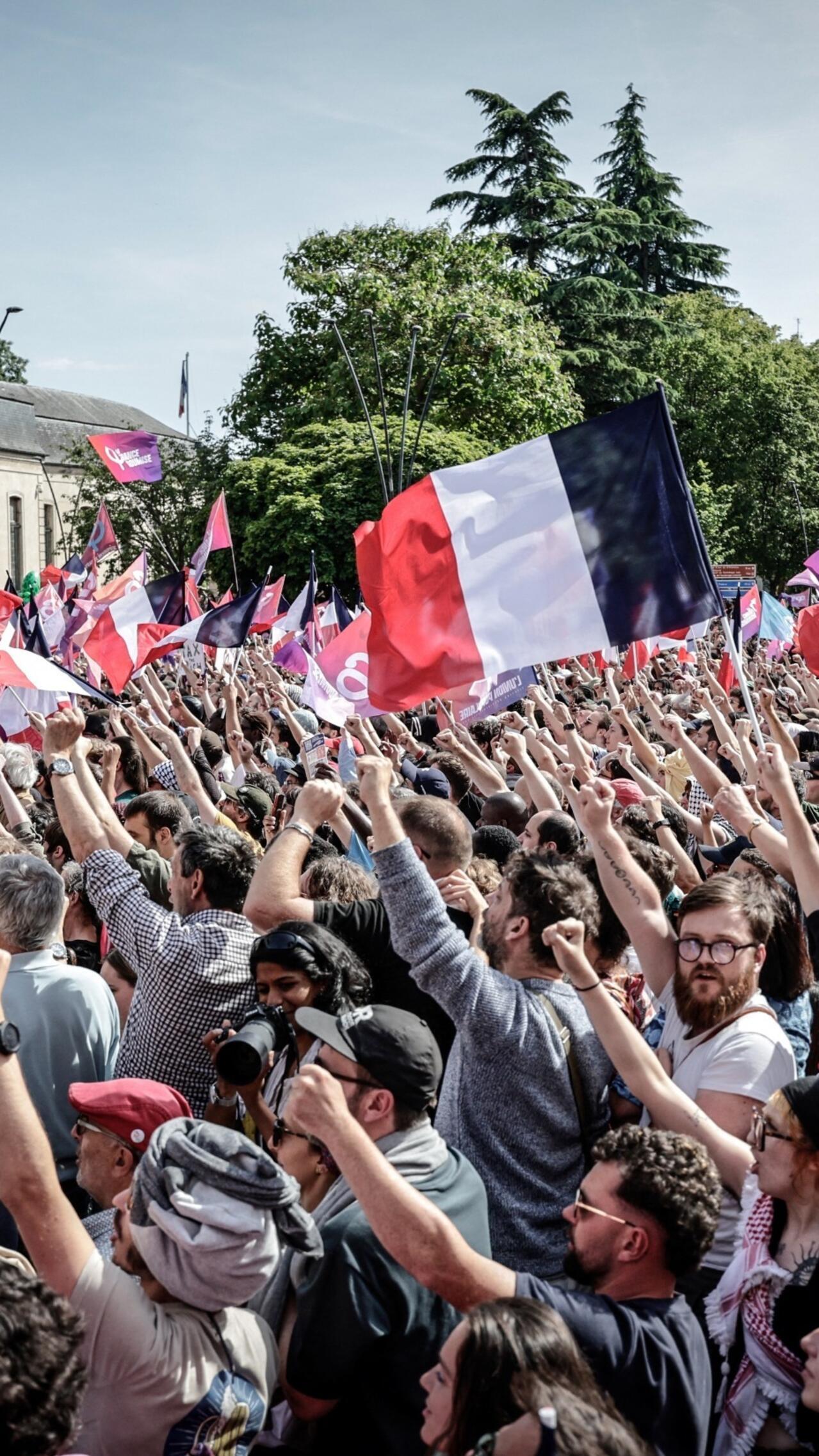 Le concert de LFI pour la Fête de la musique interdit par la préfecture de  police de Paris - France 24