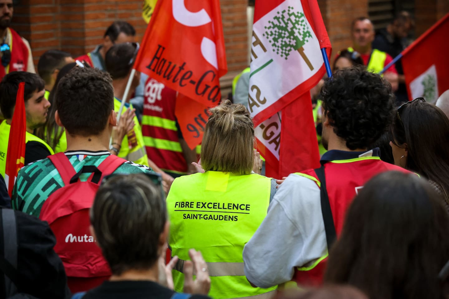Fibre Excellence : la tension monte entre élus, syndicats et le  gouvernement – Libération