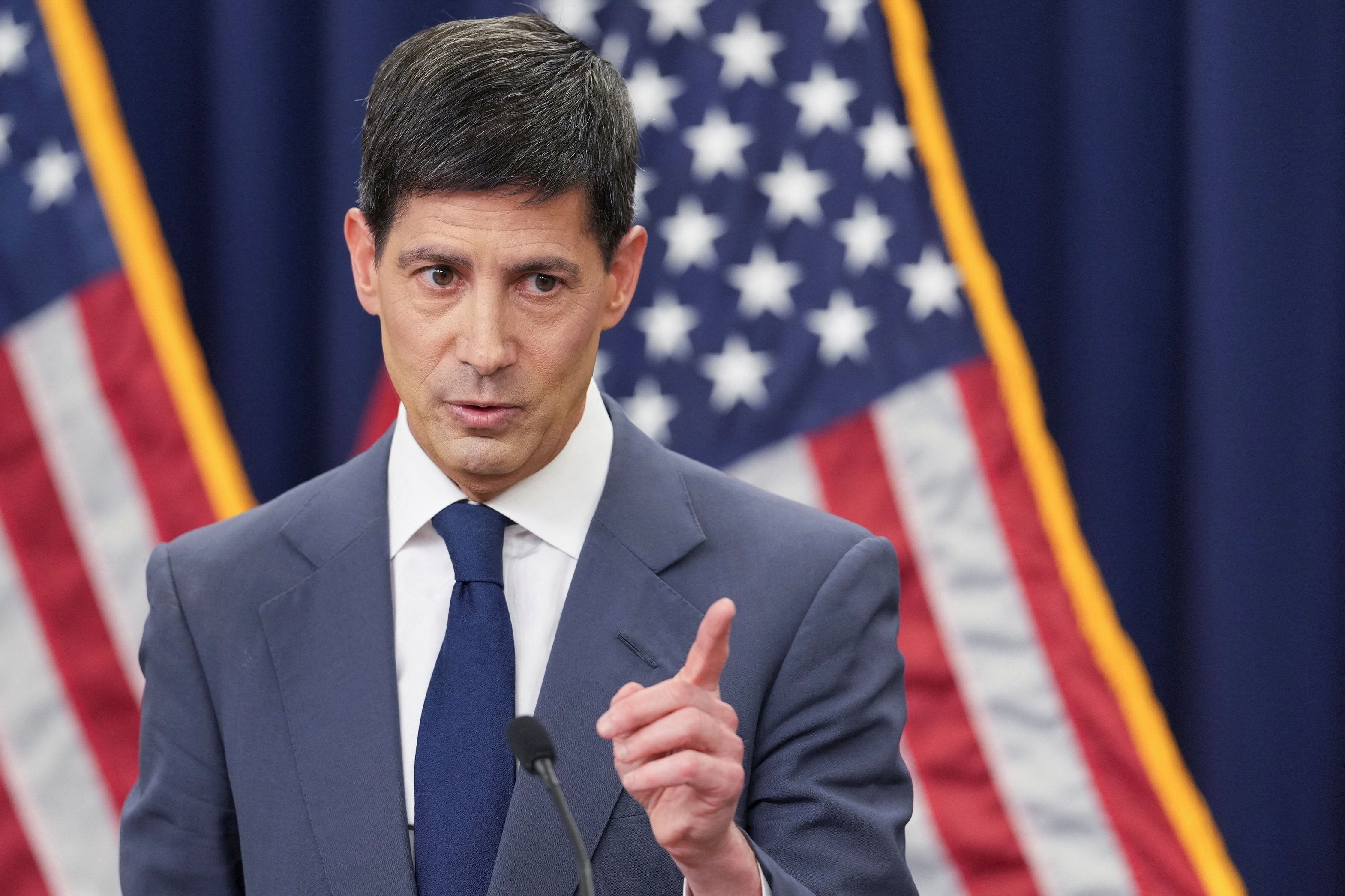 Le président de la Fed, Kevin Warsh, s'abstient de publier ses prévisions  de taux et lance une revue de la communication | Zonebourse