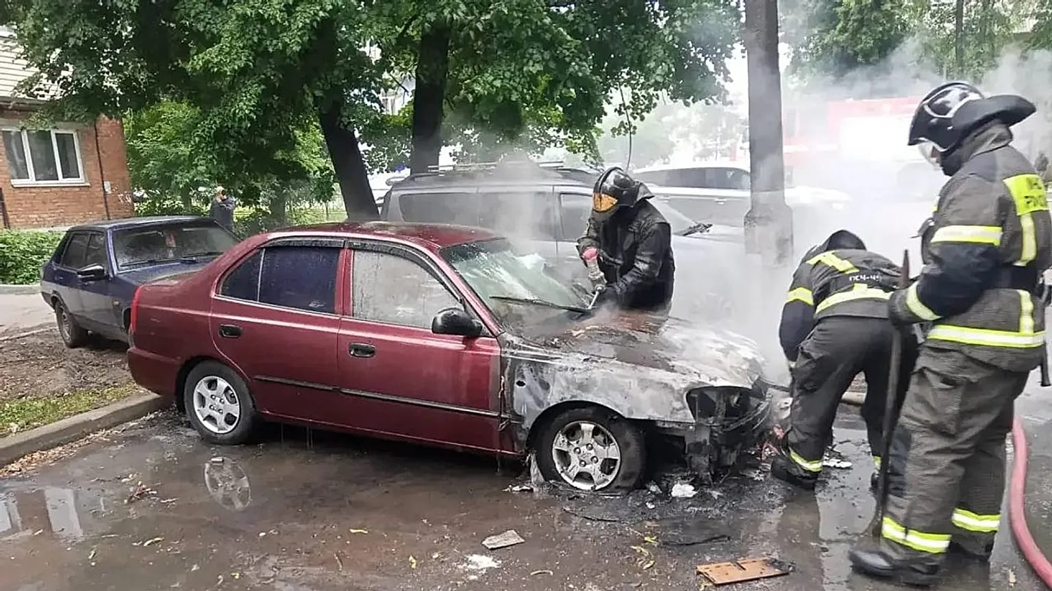 Kyiv frappe Moscou, "la plus grande attaque depuis le début de la guerre",  une raffinerie en feu | Euronews