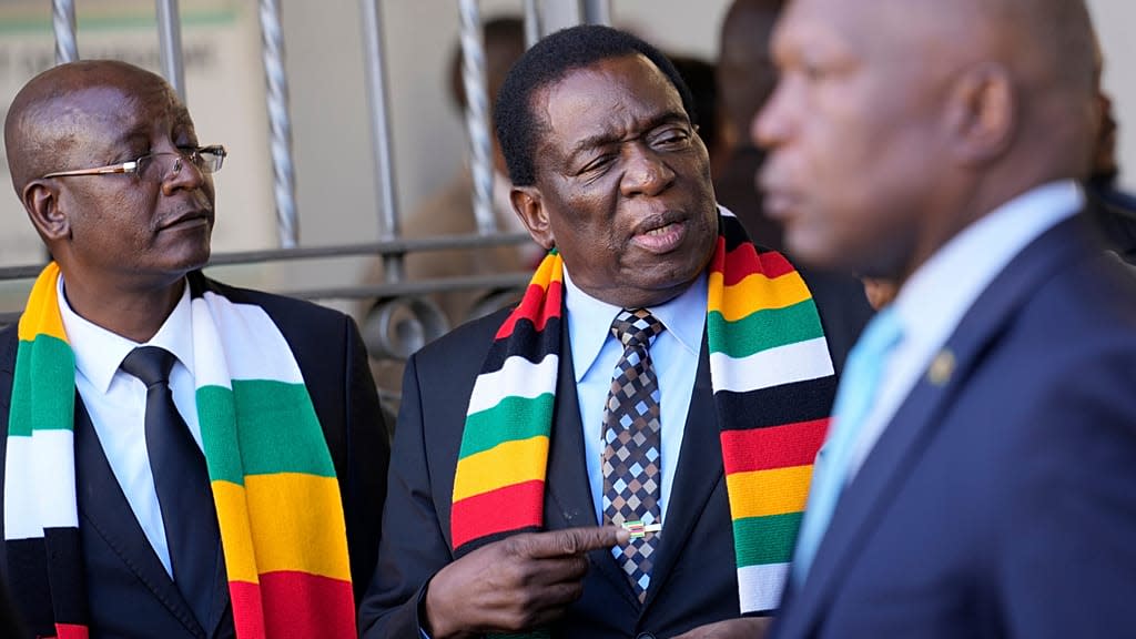Le Zimbabwe envisage un projet de loi prolongeant le mandat présidentiel -  Yahoo Actualités France
