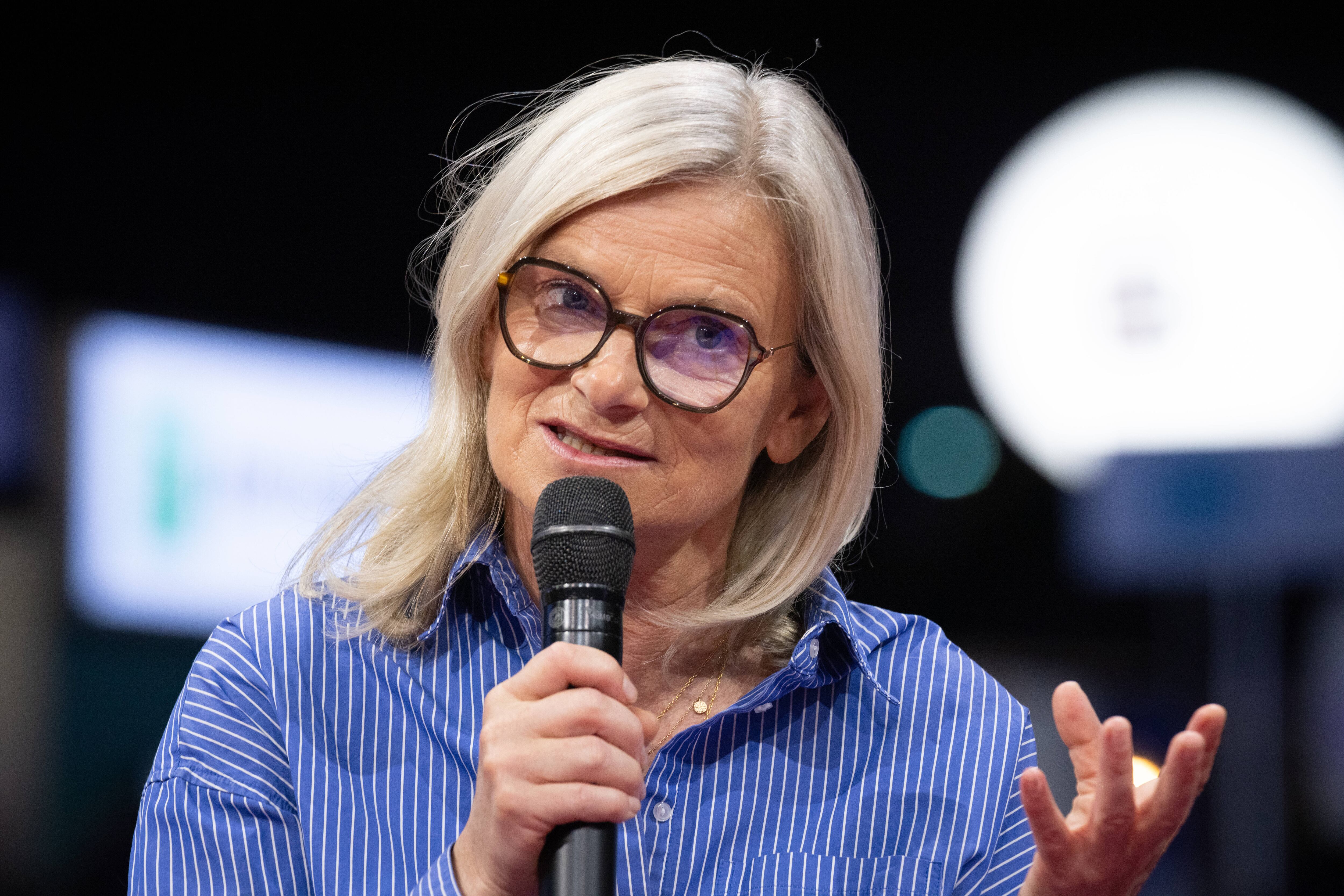 De 300 à 400 postes menacés, recours à l'IA, automatisation de la mise en  page… Plan de départs volontaires en vue dans le groupe de presse Ebra –  Libération