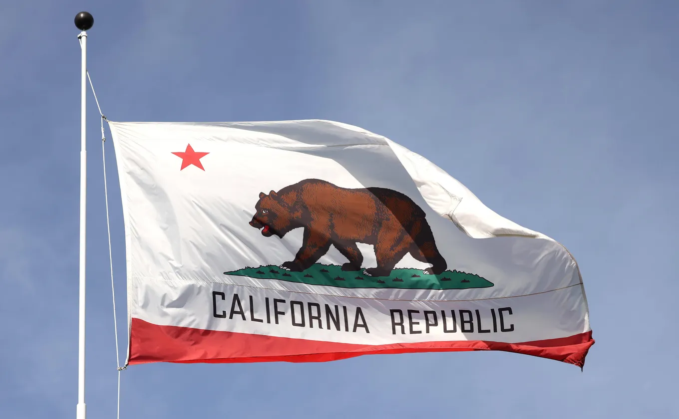 Une taxe qui pourrait rapporter gros… ou faire fuir les plus riches : en  Californie, bientôt un référendum pour taxer les milliardaires ?