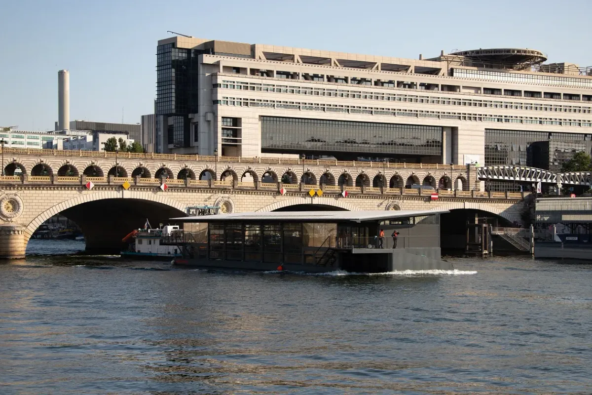 En prévision des débats sur le budget 2027, Bercy missionne 4 économistes  pour analyser l'évolution du déficit public à horizon 2030 et proposer en  juillet des scénarios de redressement