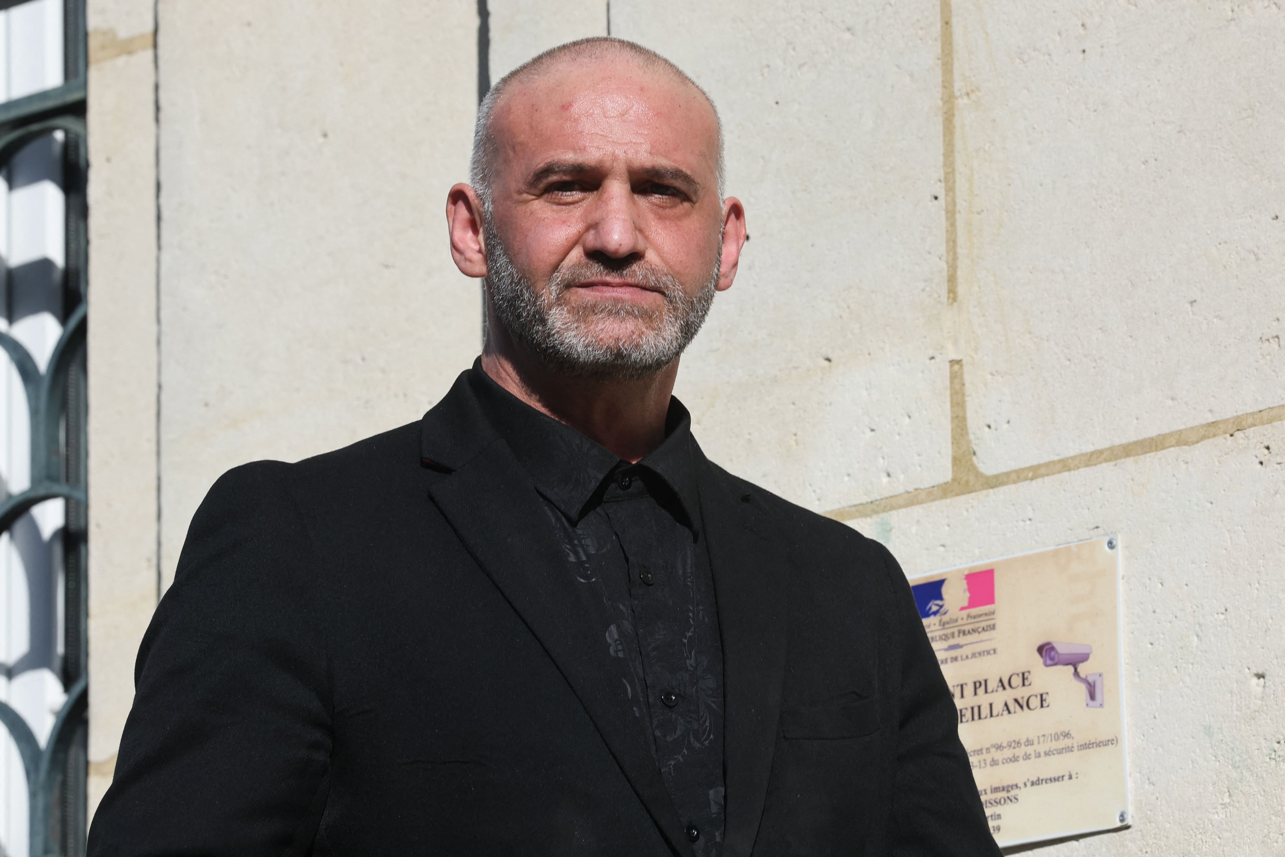 Mort d'Elisa Pilarski : quatre ans de prison avec sursis pour son compagnon  Christophe Ellul, le chien Curtis doit être euthanasié – Libération