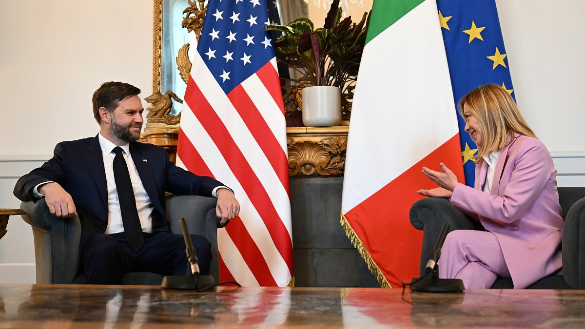 Italie : après son voyage à Washington, Giorgia Meloni a accueilli J.D.  Vance à Rome | Euronews