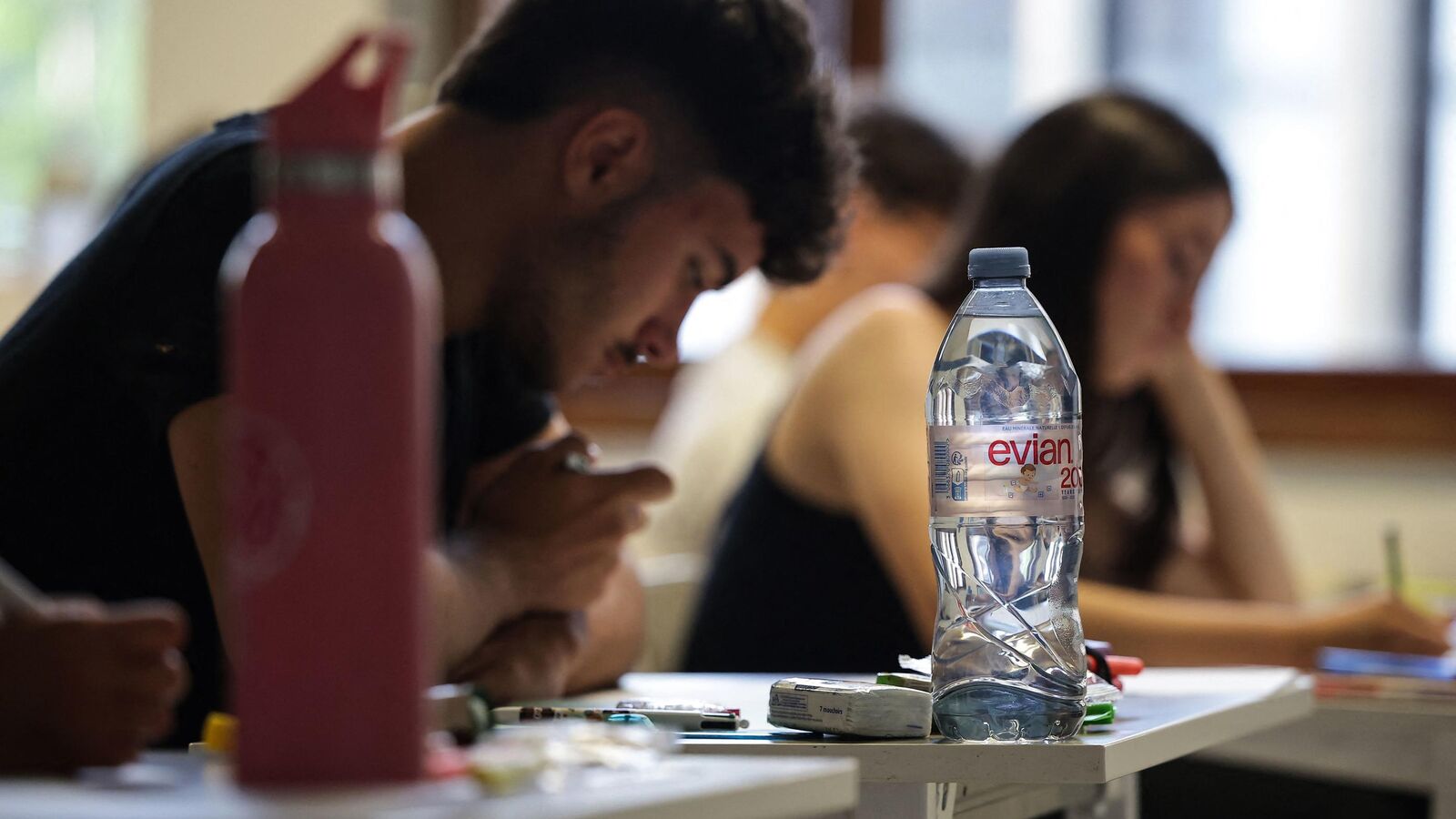 Report des oraux du bac, annulation des cours, fermeture des écoles… Les  pistes envisagées par le ministre de l'Éducation nationale en cas de  canicule - Le Parisien