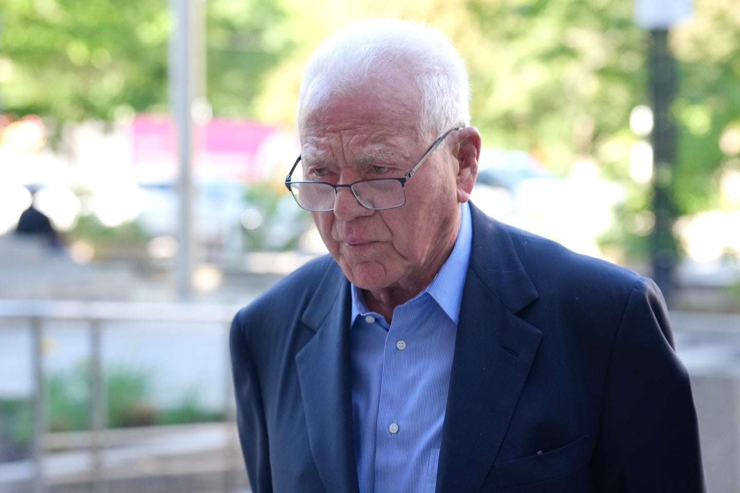 Le milliardaire Frank Stronach déclaré coupable d'agression sexuelle et  d'attentat à la pudeur | Le Devoir