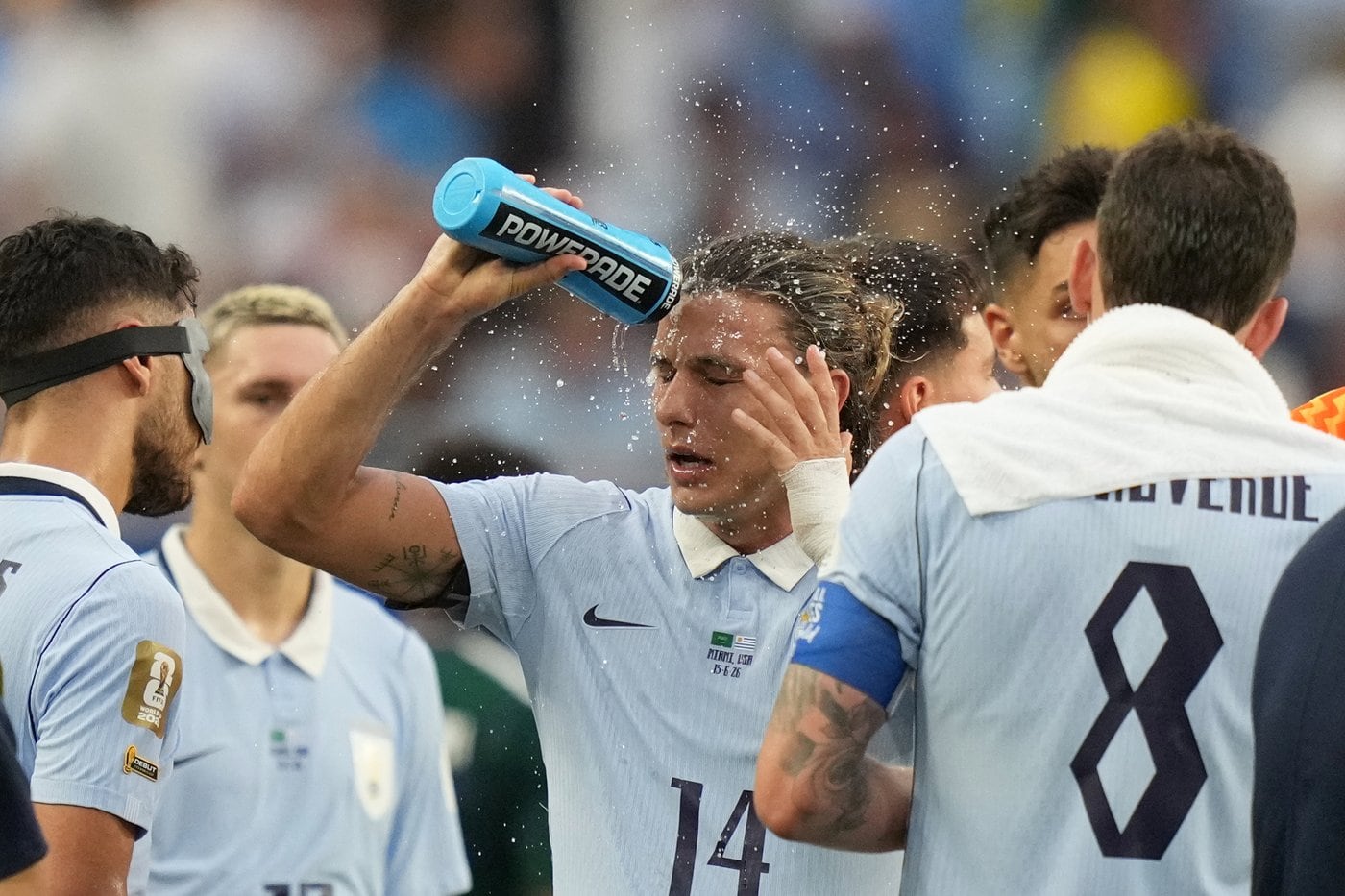 Coupe du monde de soccer 2026: les pauses d'hydratation suscitent une vague  de critiques