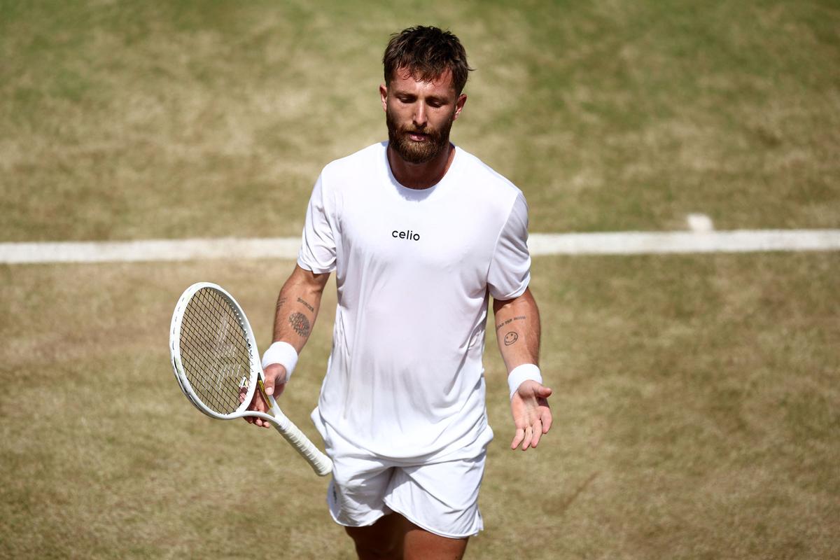 Tennis : grosse amende pour Corentin Moutet après des jurons au tournoi du  Queen's - Charente Libre.fr