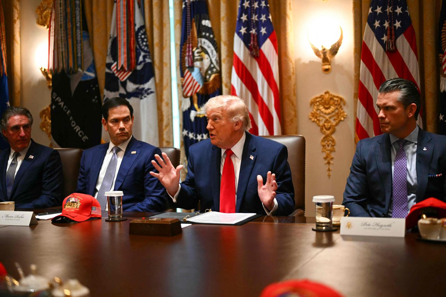 Face au blocage du détroit d'Ormuz, la colère de Trump s'abat sur le  sultanat d'Oman