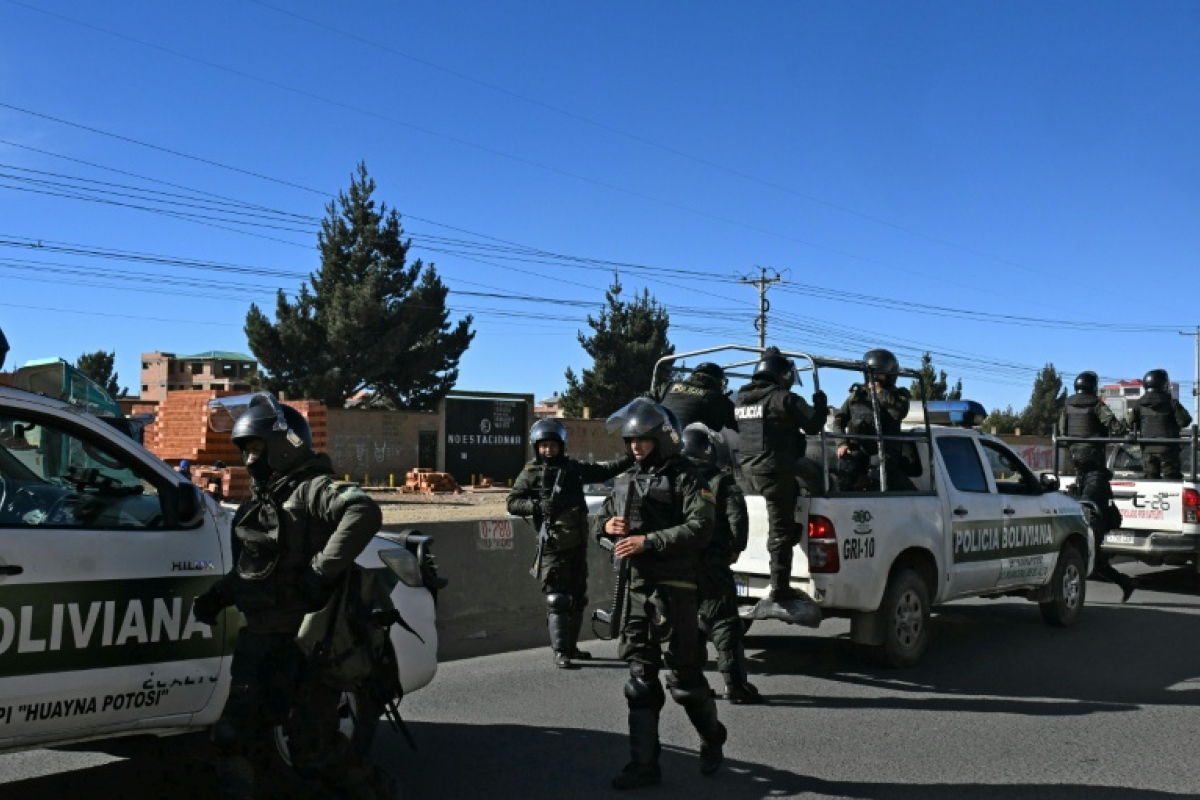 Bolivie : police et armée lèvent des barrages routiers après la  proclamation de l'état d'exception - 20/06/2026 à 23:49 - Boursorama