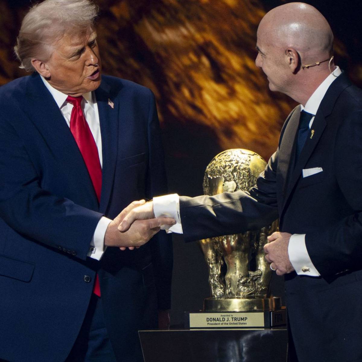 Visas retirés, sélections contrôlées à la dure, arbitre expulsé sans raison  : les États-Unis choquent avant le début de la Coupe du Monde 2026