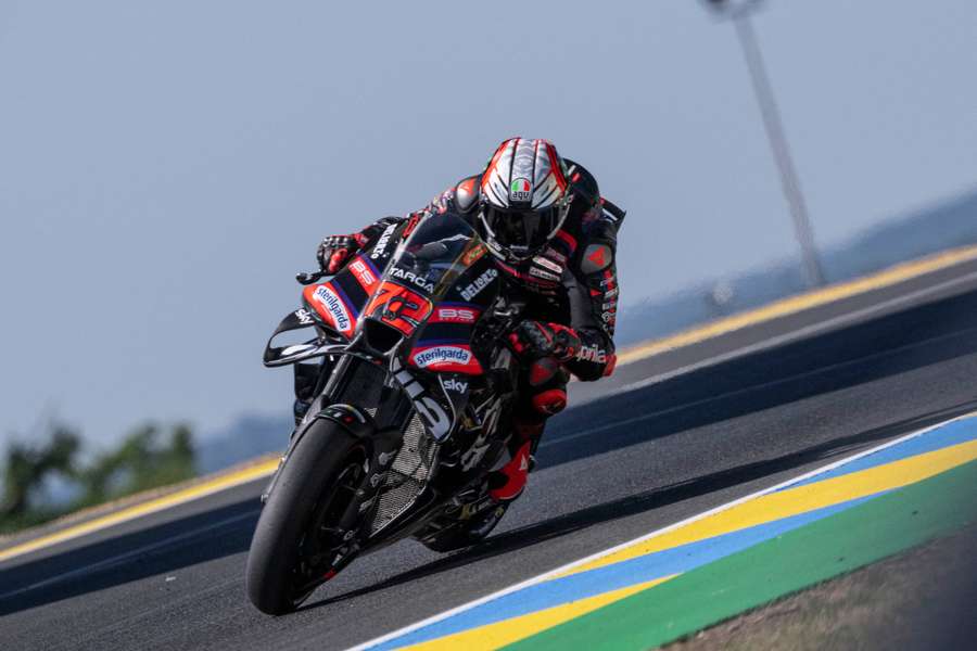MotoGP. Bezzecchi suspendu de GP du République tchèque après avoir giflé un  steward | Flashscore.fr