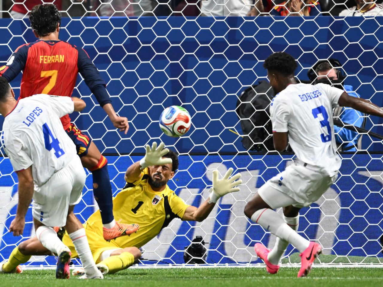 Coupe du monde 2026: le Cap-Vert arrache un match nul historique contre l' Espagne - RFI