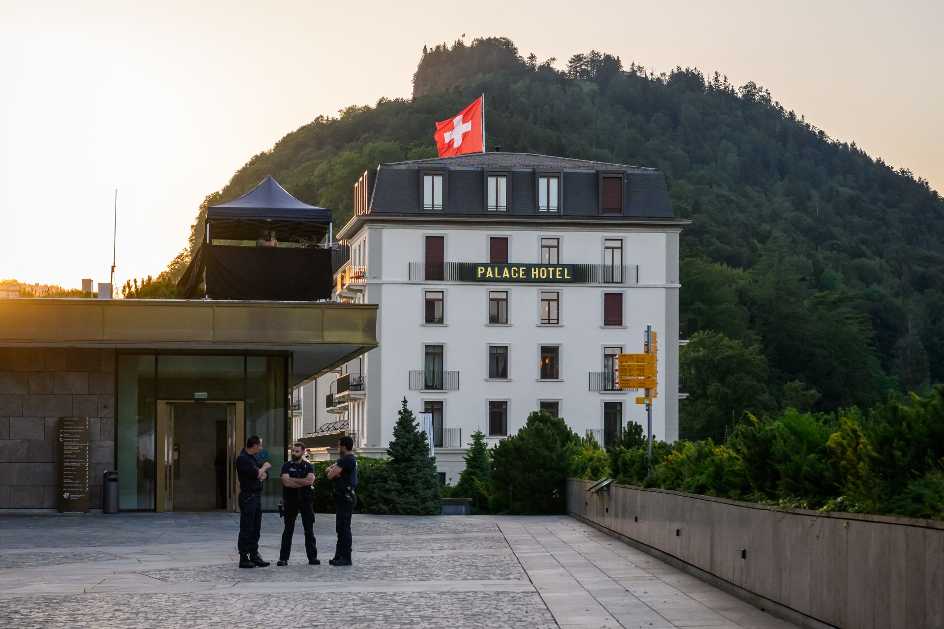 Les négociations entre l'Iran et les Etats-Unis ont démarré en Suisse