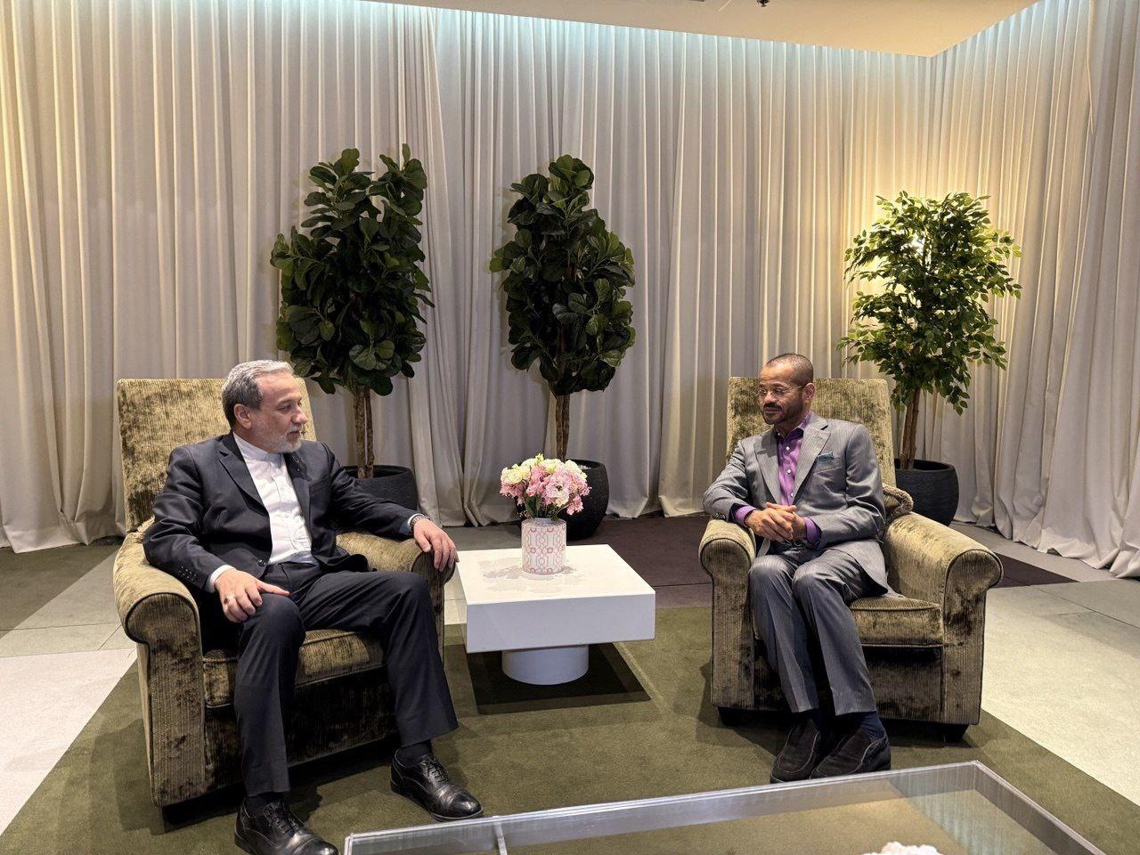L'Iran salue de "bons progrès" à Genève, nouveaux pourparlers avec  Washington "dans moins d'une semaine" | RTS