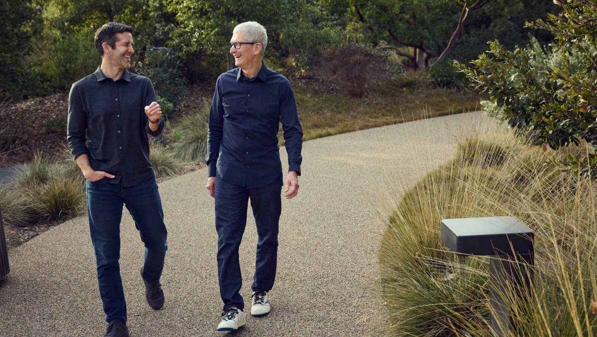Ce qui va changer radicalement chez Apple sous la direction de John Ternus,  successeur de Tim Cook - Les Numériques