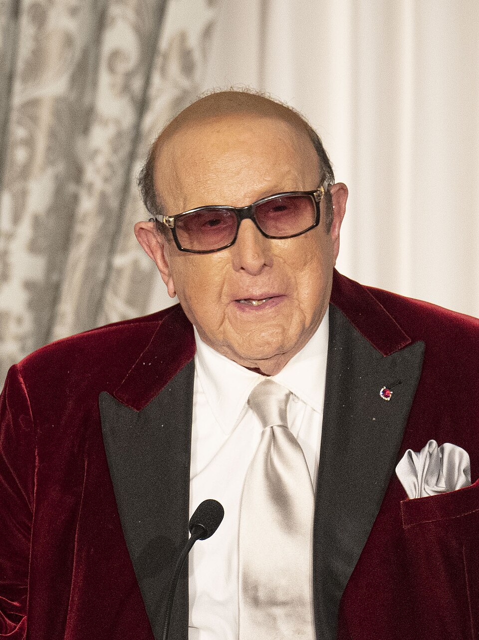 Clive Davis (producteur) — Wikipédia