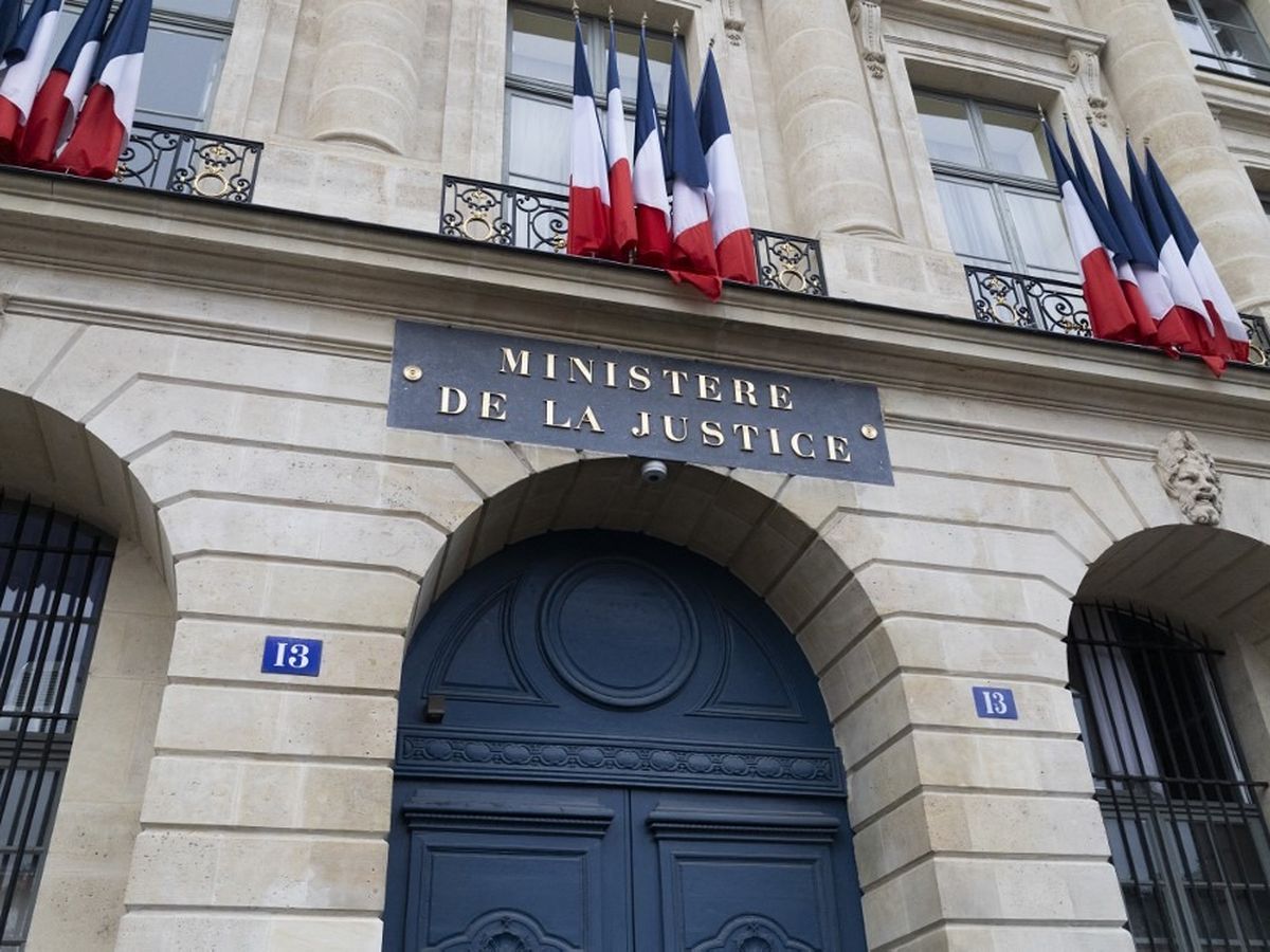 Affaire Lyhanna : quelles suites disciplinaires après les conclusions de la  mission d'inspection ? – franceinfo