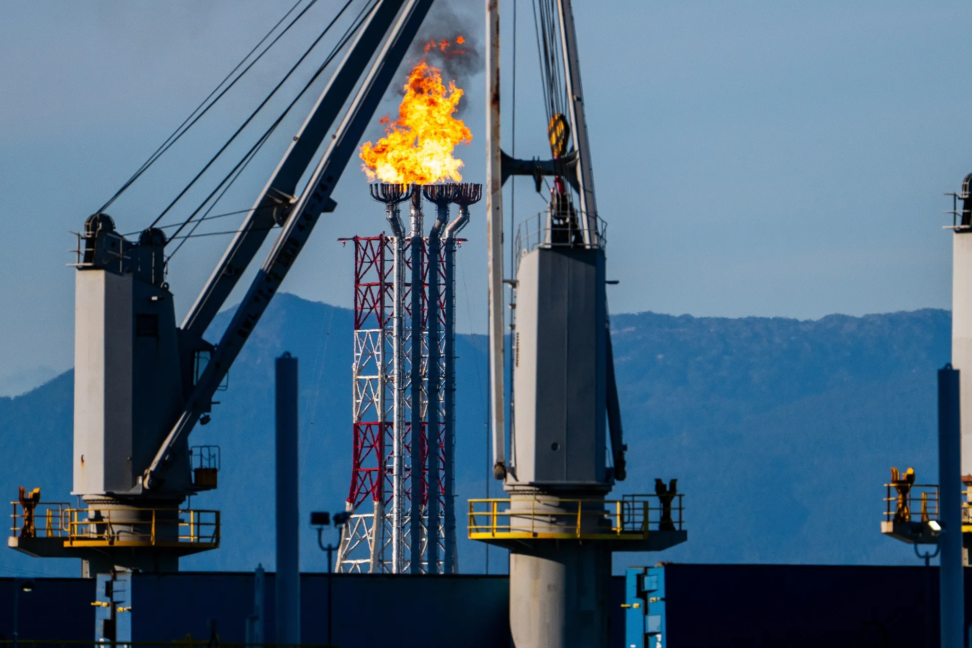 Germany, Canada to Sign Major LNG Deal as Europe Seeks Energy Security
